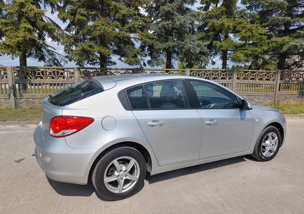 Chevrolet Cruze cena 22900 przebieg: 139000, rok produkcji 2012 z Płońsk małe 407